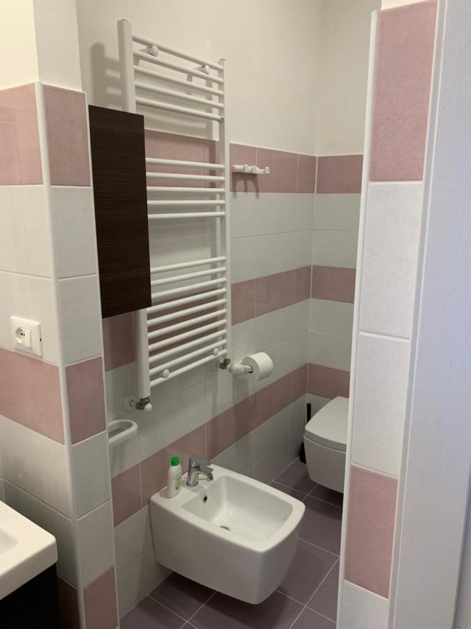 Casa Friends Lingotto Ospedali Metro Spezia Hotell Turin Exteriör bild